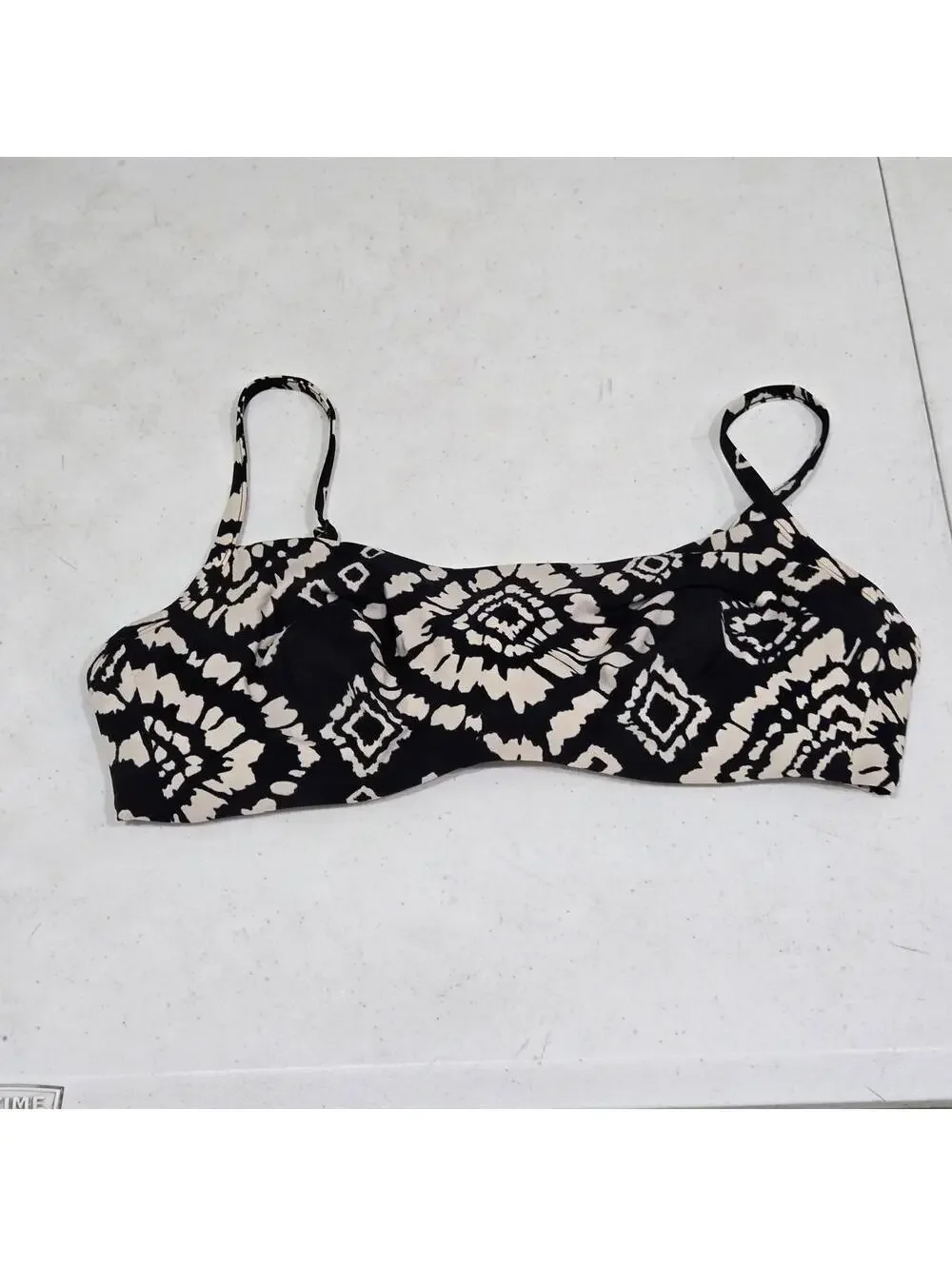 -Black and white bikini top